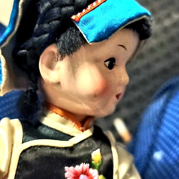 Dolls - Picture 11 of 14